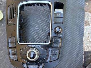 bontott AUDI A4 B8 Rádió / CD Kapcsoló