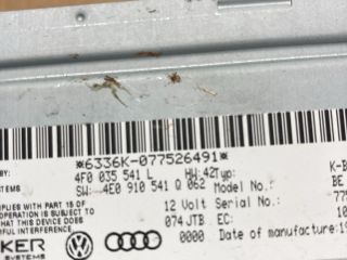 bontott AUDI A4 B8 Rádió / CD