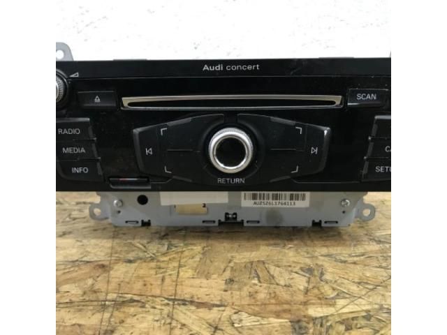 bontott AUDI A4 B8 Rádió / CD