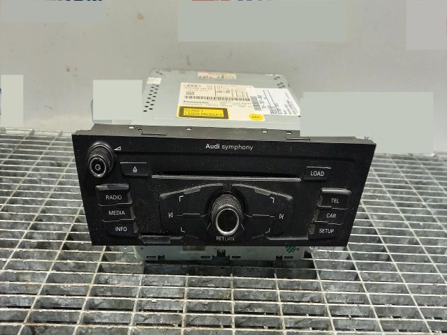 bontott AUDI A4 B8 Rádió / CD