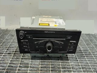 bontott AUDI A4 B8 Rádió / CD