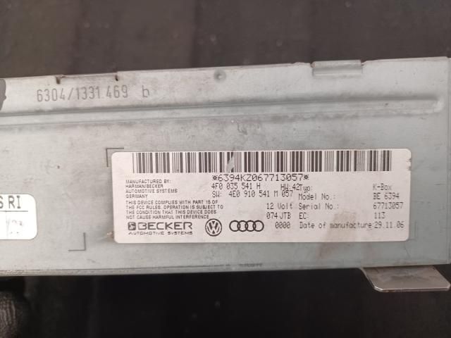 bontott AUDI A4 B8 Rádió / CD