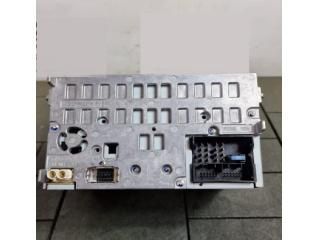 bontott AUDI A4 B8 Rádió / CD