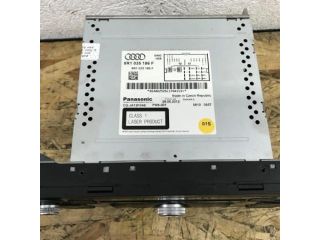 bontott AUDI A4 B8 Rádió / CD