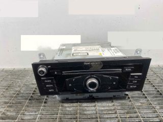bontott AUDI A4 B8 Rádió / CD