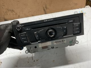 bontott AUDI A4 B8 Rádió / CD