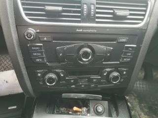 bontott AUDI A4 B8 Rádió / CD