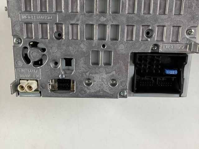 bontott AUDI A4 B8 Rádió / CD