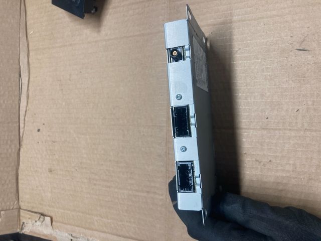 bontott AUDI A4 B8 Rádió Zavarszűrő