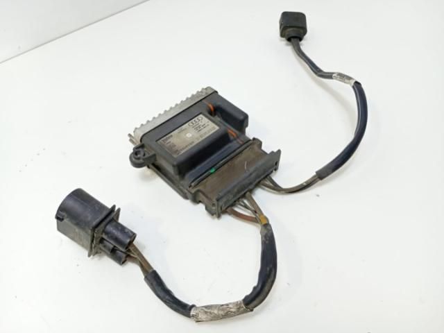 bontott AUDI A4 B8 Relé