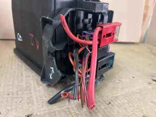 bontott AUDI A4 B8 Relé