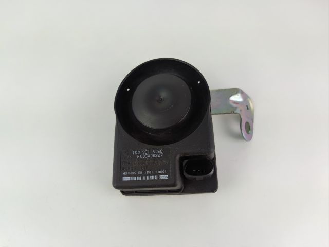 bontott AUDI A4 B8 Riasztó Hangszóró