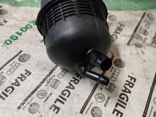 bontott AUDI A4 B8 Szervóolaj Tartály