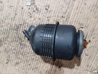 bontott AUDI A4 B8 Szervóolaj Tartály