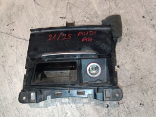 bontott AUDI A4 B8 Szivargyújtó Aljzat