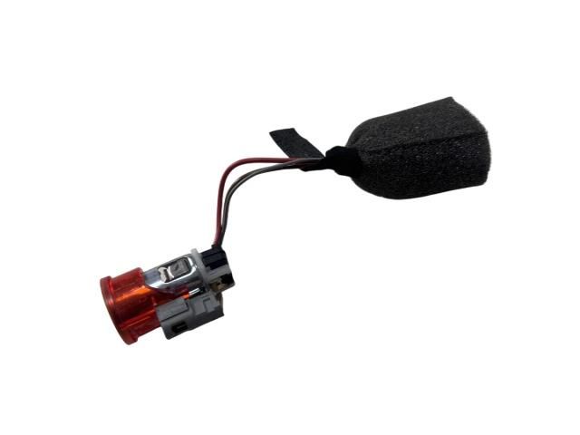 bontott AUDI A4 B8 Szivargyújtó Aljzat