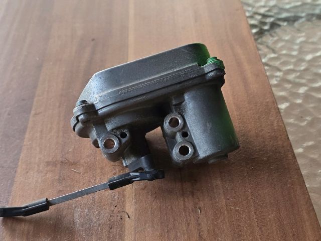 bontott AUDI A4 B8 Szívósor Elektronika