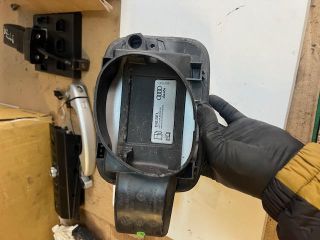 bontott AUDI A4 B8 Tankajtó