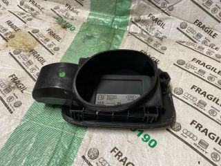 bontott AUDI A4 B8 Tankajtó