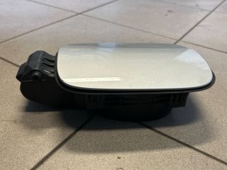 bontott AUDI A4 B8 Tankajtó