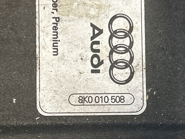 bontott AUDI A4 B8 Tankajtó