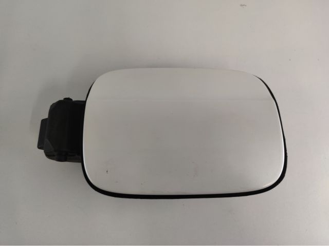 bontott AUDI A4 B8 Tankajtó