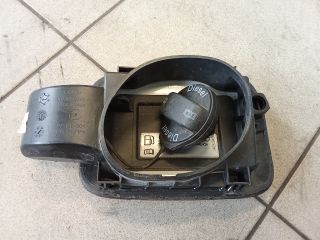 bontott AUDI A4 B8 Tankajtó