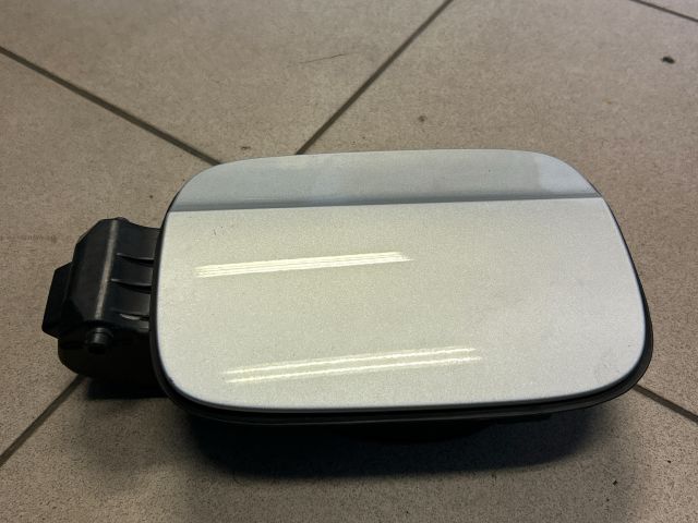 bontott AUDI A4 B8 Tankajtó