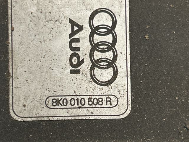 bontott AUDI A4 B8 Tankajtó