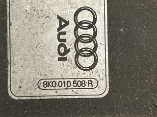 bontott AUDI A4 B8 Tankajtó