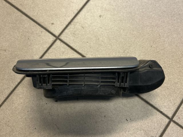 bontott AUDI A4 B8 Tankajtó