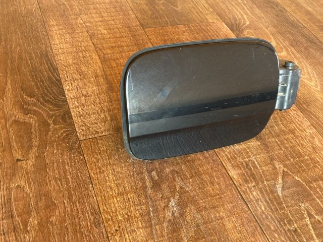 bontott AUDI A4 B8 Tankajtó