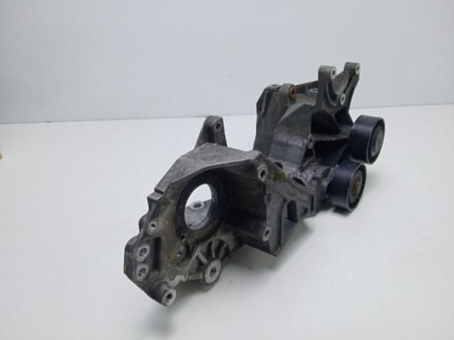 bontott AUDI A4 B8 Tartó Bak