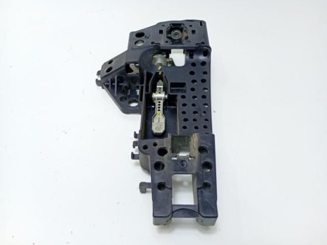 bontott AUDI A4 B8 Tartó Bak