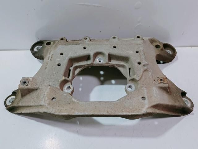 bontott AUDI A4 B8 Tartó Bak