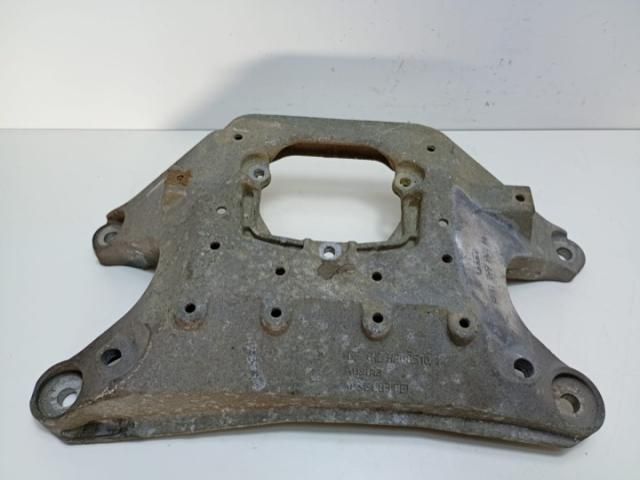 bontott AUDI A4 B8 Tartó Bak