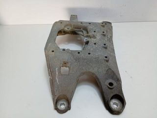 bontott AUDI A4 B8 Tartó Bak