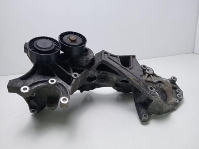 bontott AUDI A4 B8 Tartó Bak