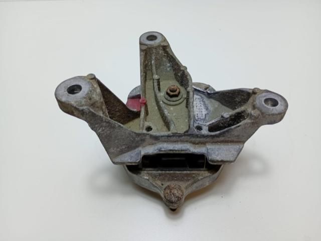 bontott AUDI A4 B8 Tartó Bak