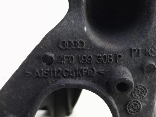 bontott AUDI A4 B8 Tartó Bak