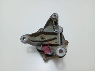 bontott AUDI A4 B8 Tartó Bak