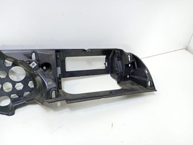 bontott AUDI A4 B8 Tartó Bak