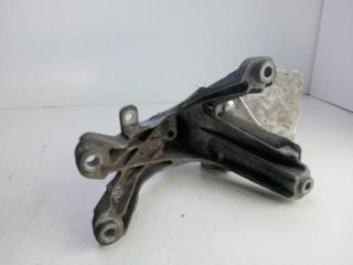 bontott AUDI A4 B8 Tartó Bak