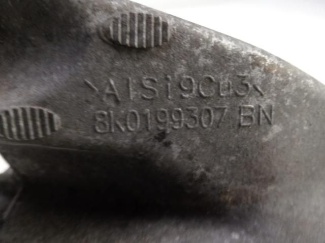 bontott AUDI A4 B8 Tartó Bak