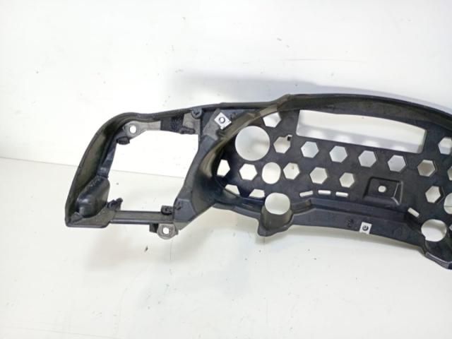 bontott AUDI A4 B8 Tartó Bak