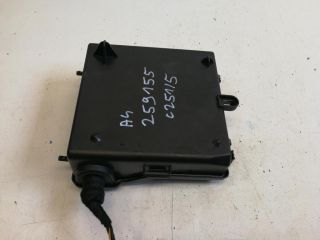 bontott AUDI A4 B8 Telefon Elektronika