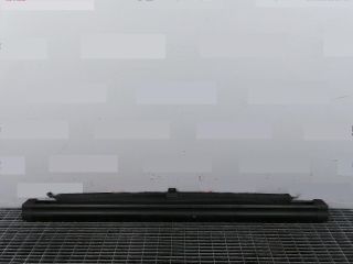 bontott AUDI A4 B8 Térelválasztó