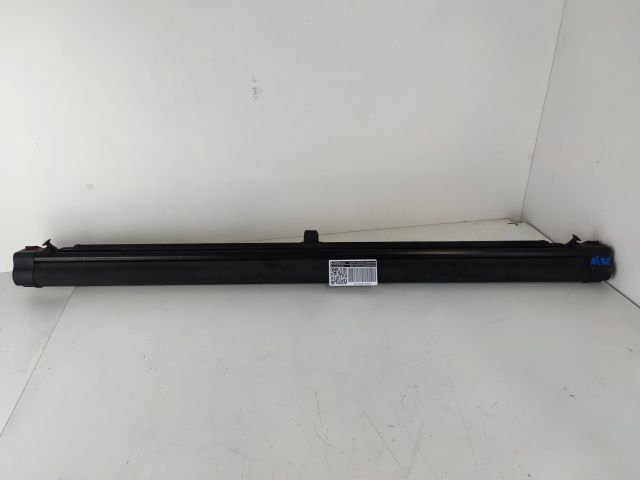 bontott AUDI A4 B8 Térelválasztó