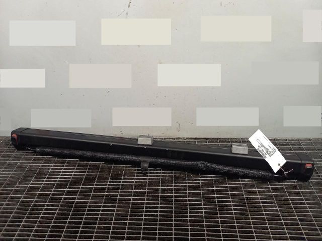 bontott AUDI A4 B8 Térelválasztó