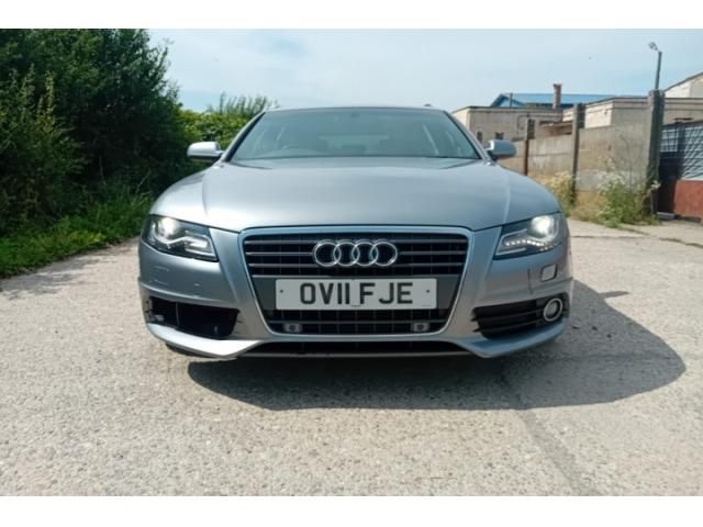 bontott AUDI A4 B8 Tetőpolc Tartó